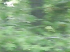 Bahçede genç komşu ve s anne