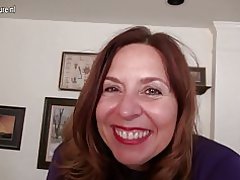 Kendisi ile oynamaya yaramaz Amerikalı anne